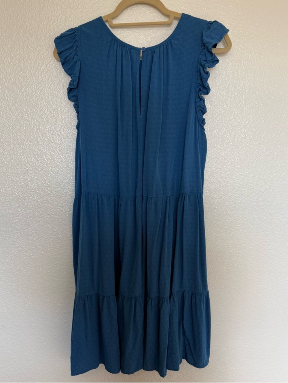 Loft Women's Flutter Sleeve Swiss Dot Tiered Rayon Midi Dress Size XL - Picture 3 of 5
